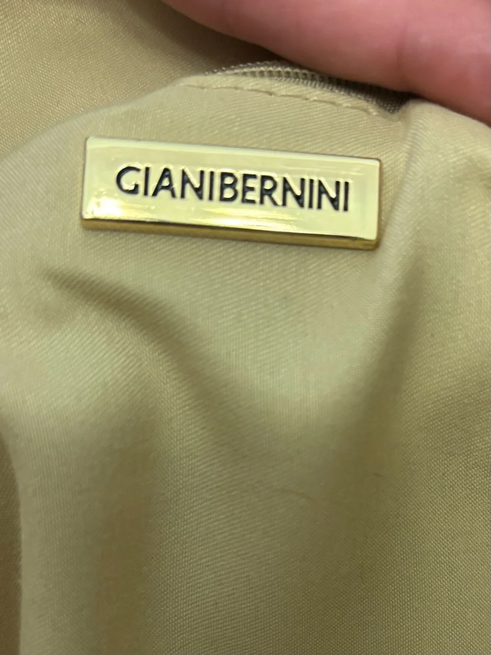 Giani Bernini guc satchel